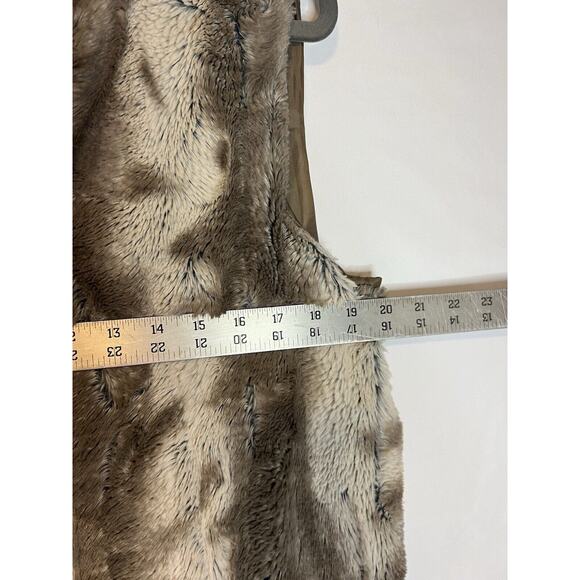 Miss London Vintage Faux Fur Vest Size Large - Picture 7 of 7